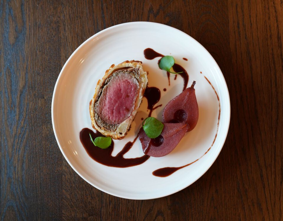 Met kerst thuis genieten? De beef wellington zit in het 5 gangen kerstmenu van Narline in Zuidwolde, Drenthe.