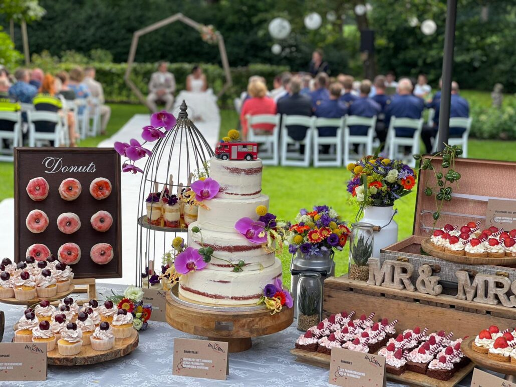 Narline Zuidwolde trouwen in de tuin Ceremonie Drenthe